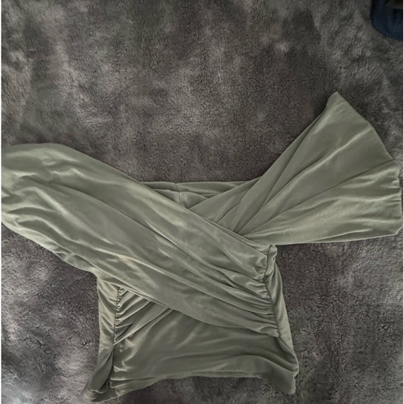 Mint off shoulder top - Picture 3 of 5